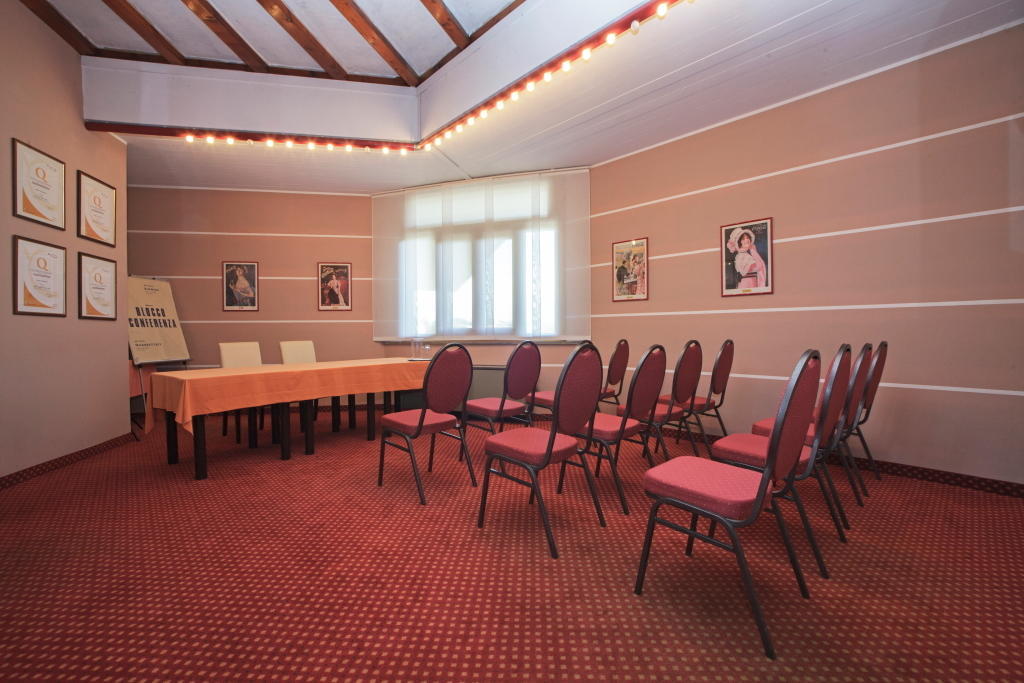 Hotel I Diamanti Garlasco Экстерьер фото